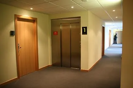 Ele Hotelandgo Arasur Szálloda